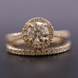 Elegant Gold Diamond Halo Ring Set